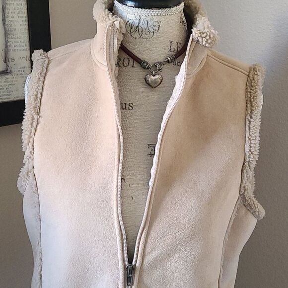 LL Bean Vintage Soft Cozy  Vest - Picture 9 of 10